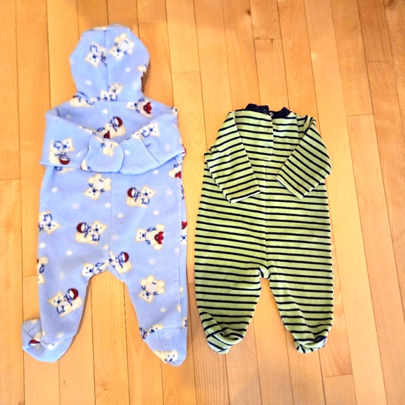 Bundle of 2 Onesies, Baby Okie Dokie, First Impressions, Fall, Winter, Size 0-3M - Picture 3 of 3
